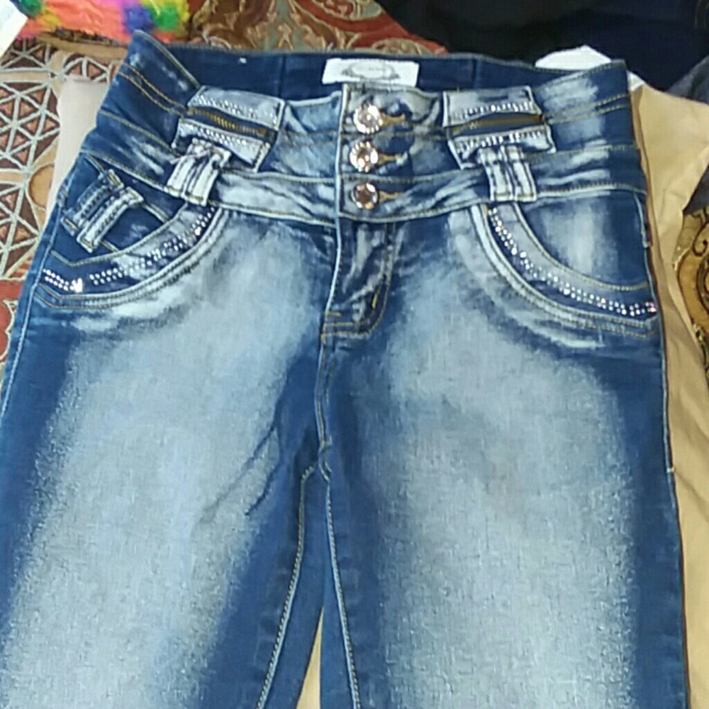 Jeans